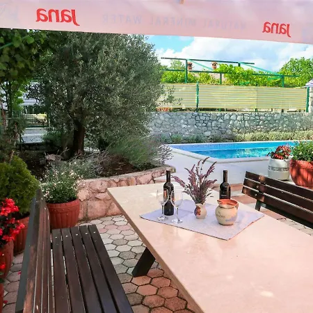 Starci - Lbn406 By Interhome *