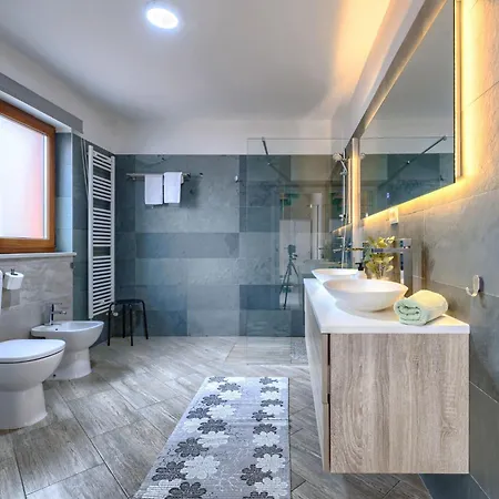 Ferienhaus Starci - Lbn406 By Interhome