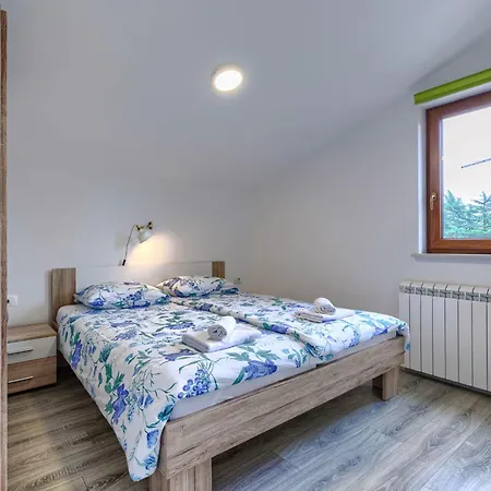Ferienhaus Starci - Lbn406 By Interhome *