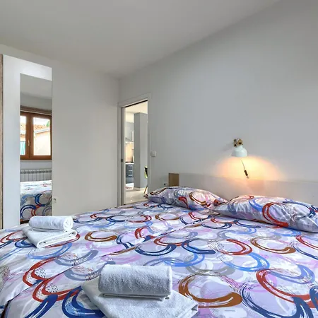 Starci - Lbn406 By Interhome *