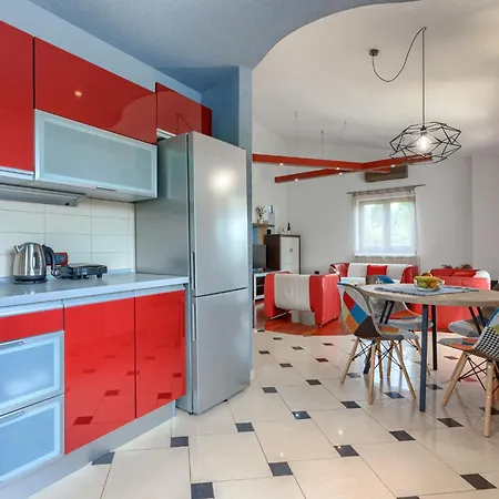 Starci - Lbn406 By Interhome