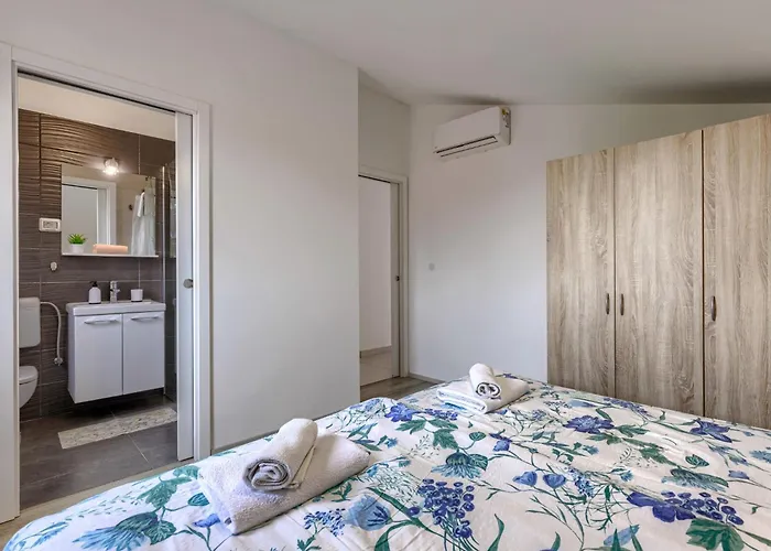 Starci By Interhome *