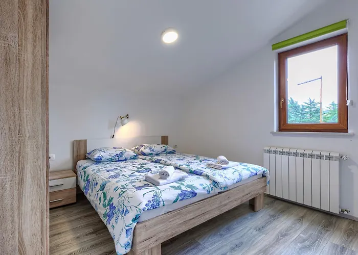 Dom wakacyjny Starci By Interhome *